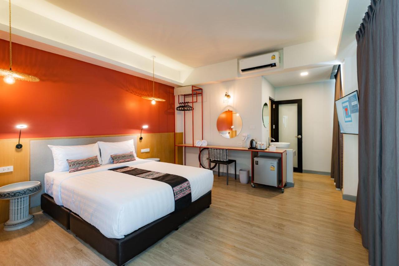 Luck Thai Hotel Chiang Mai Exterior photo
